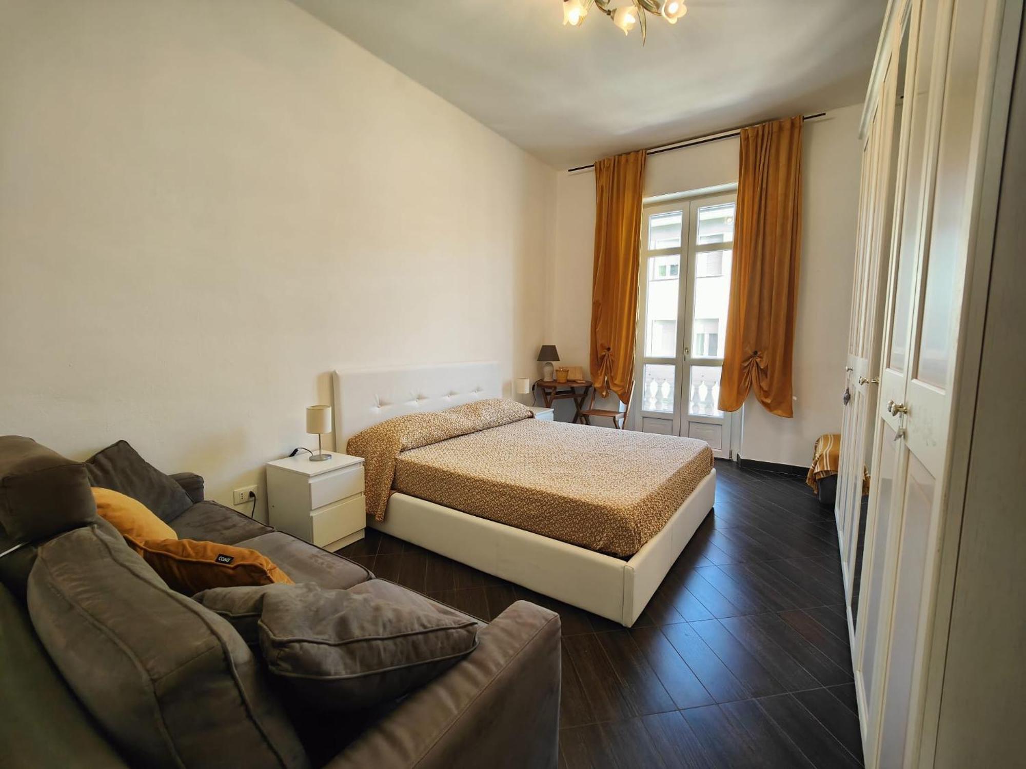Tania House, Metro Italia 61 Apartamento